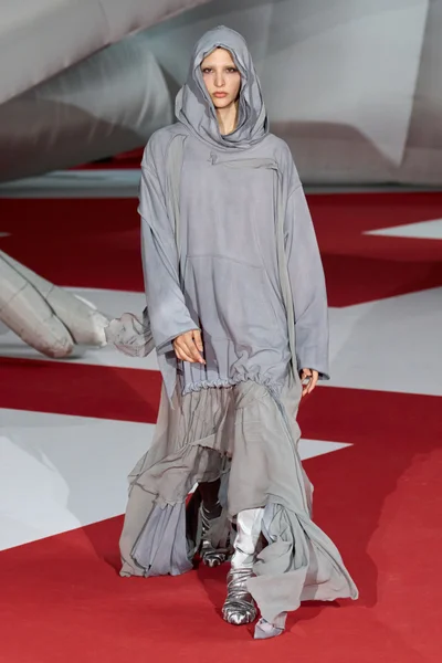 Look 44